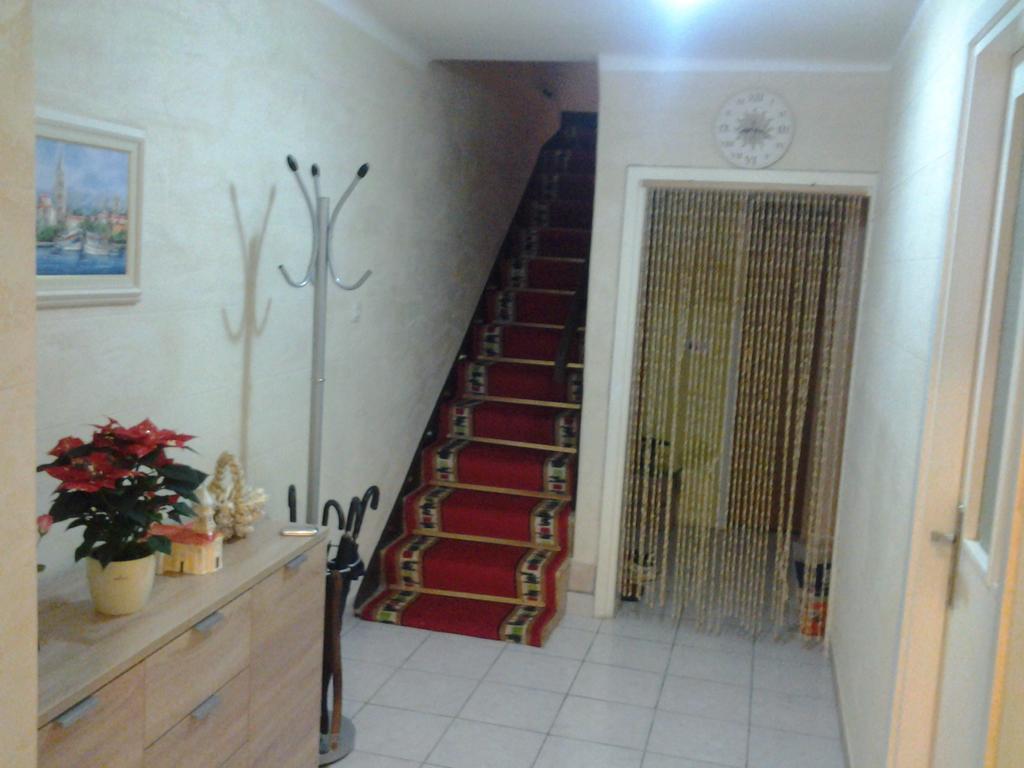 Guesthouse Jenny (Adults Only) Novalja Exterior photo